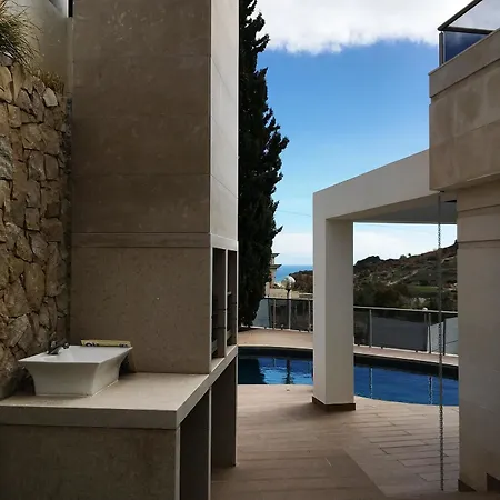 With 4 Bedrooms In Portugal With Wonderful Sea View Villa Albufeira