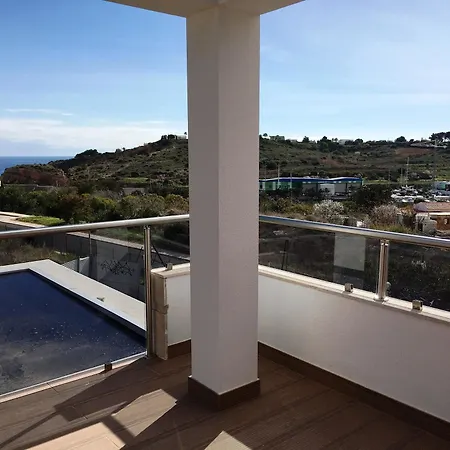 Villa With 4 Bedrooms In Portugal With Wonderful Sea View *